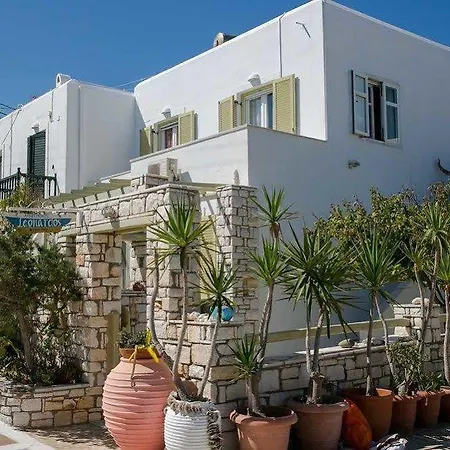 Leonardos * Naousa (Paros)