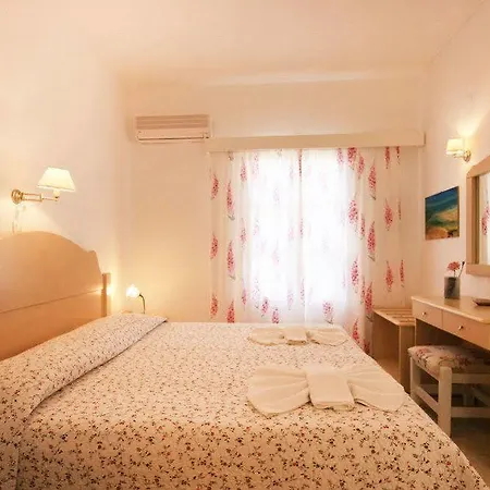 Leonardos Apartment Naousa (Paros)